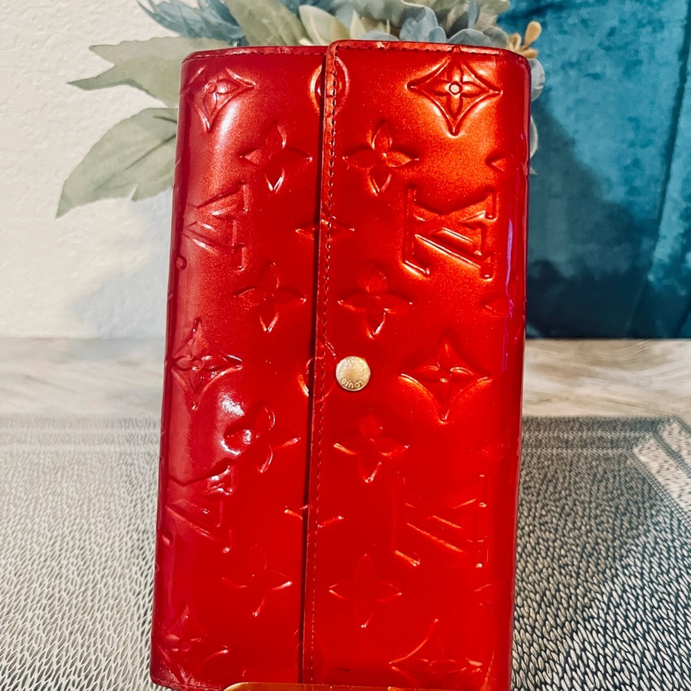 Louis vuitton patented leather monogram clutch wallet - Picture 13 of 16